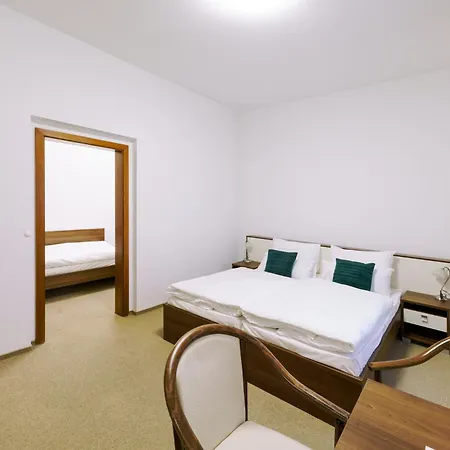 Hotel Eagle